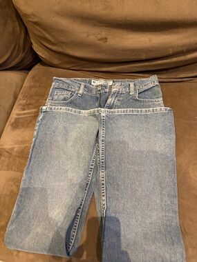 Women's Light Blue Straight-Leg Jeans